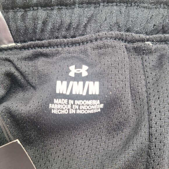 Under Armour UA Baseline Pro Mesh Shorts Womens Medium 5" Black Taupe $50 NWT - Picture 6 of 8